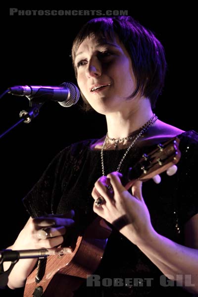 MY BRIGHTEST DIAMOND - 2009-12-10 - PARIS - L'Alhambra - Shara Worden